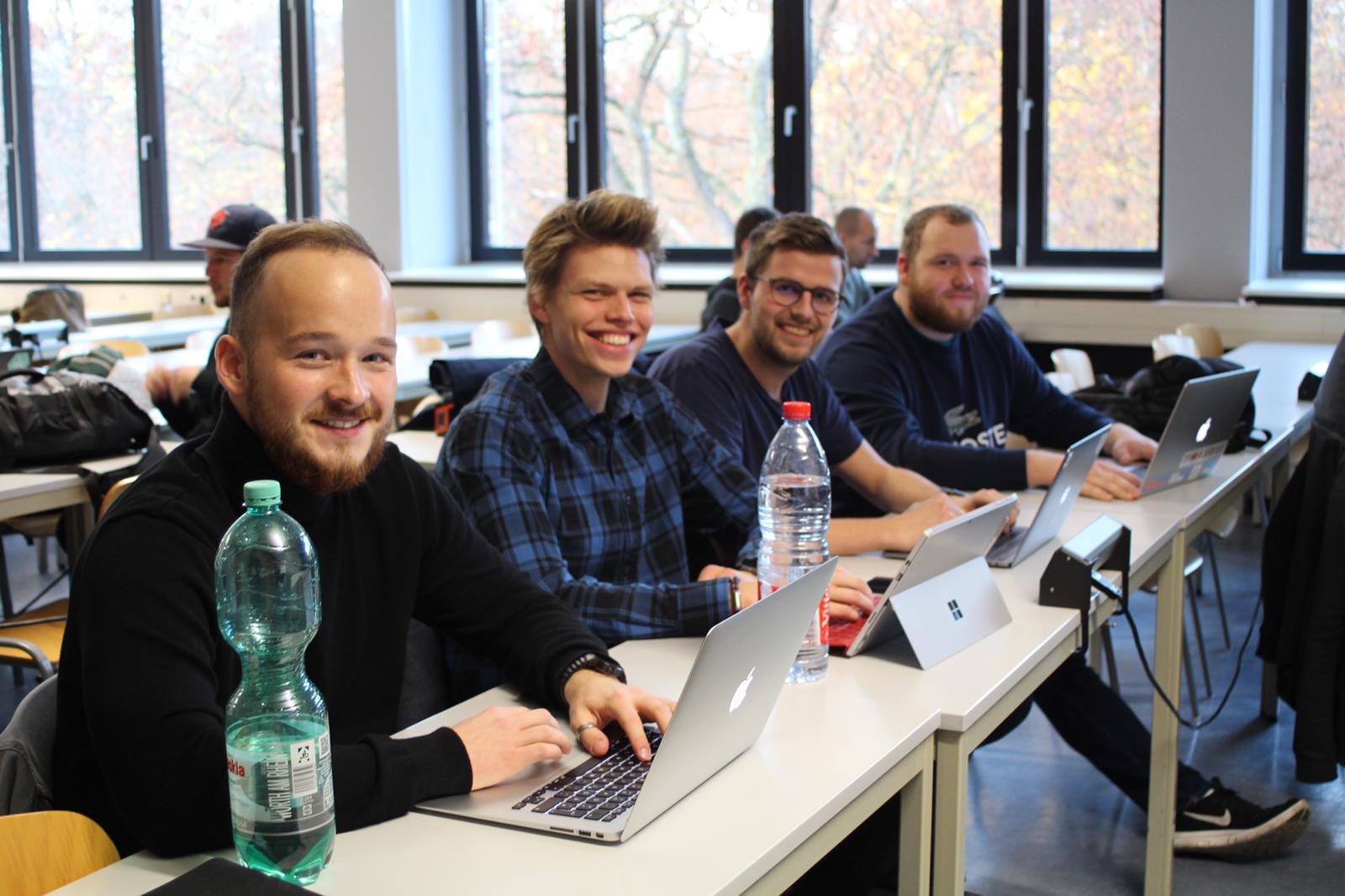 Das IOS-Team von HsKAmpus